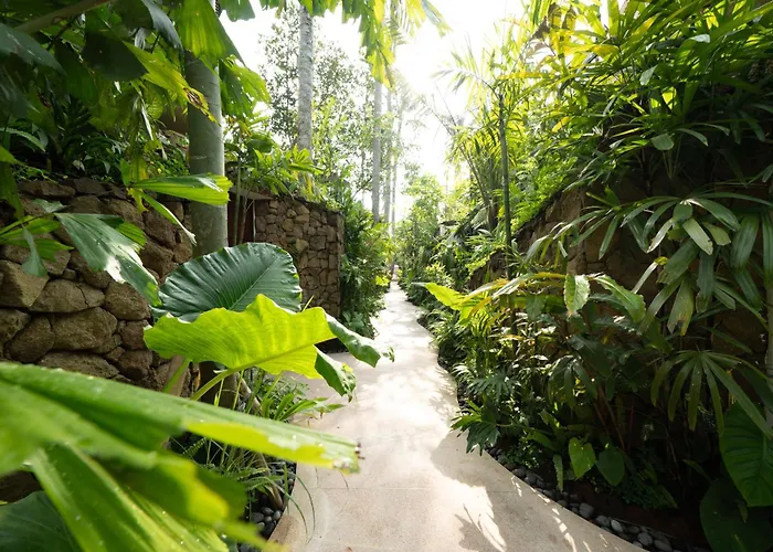Jungle Flower Ubud