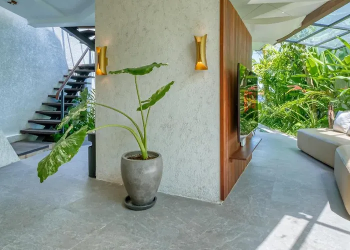 Villa Jungle Flower Ubud